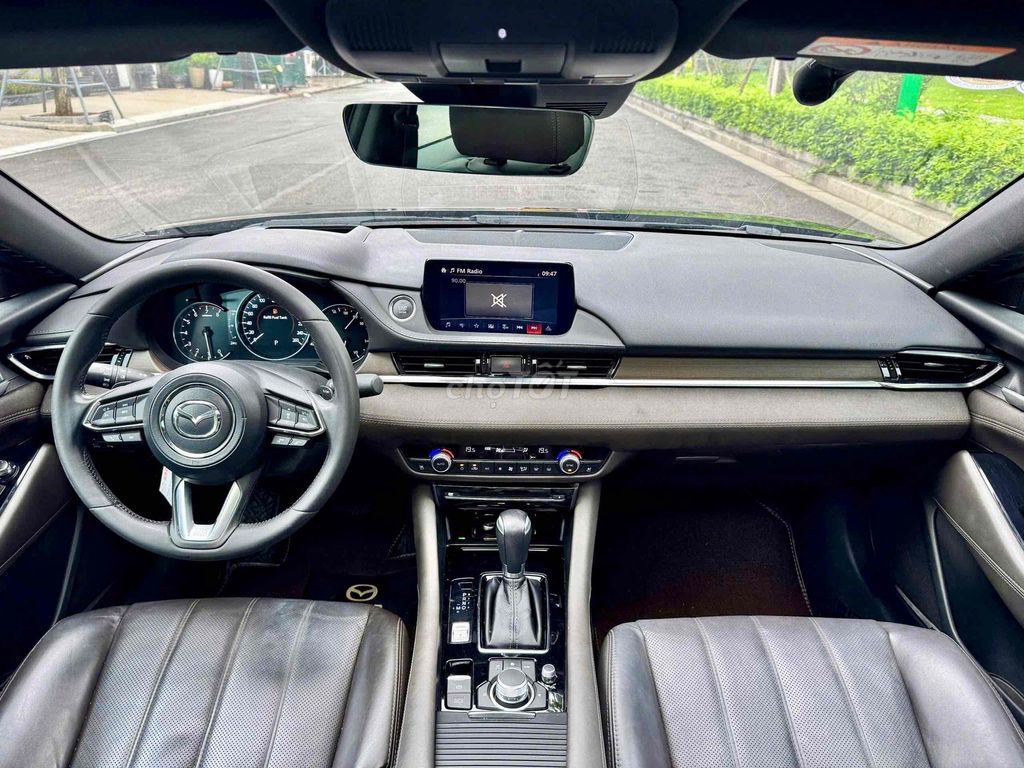 Mazda 6 2022 Signature Premium 2.5 AT - 43000 km. Mua bán Ô tô tại Quận Thanh Xuân Hà Nội được đăng bởi VIỆT NGUYÊN AUTO hình 4