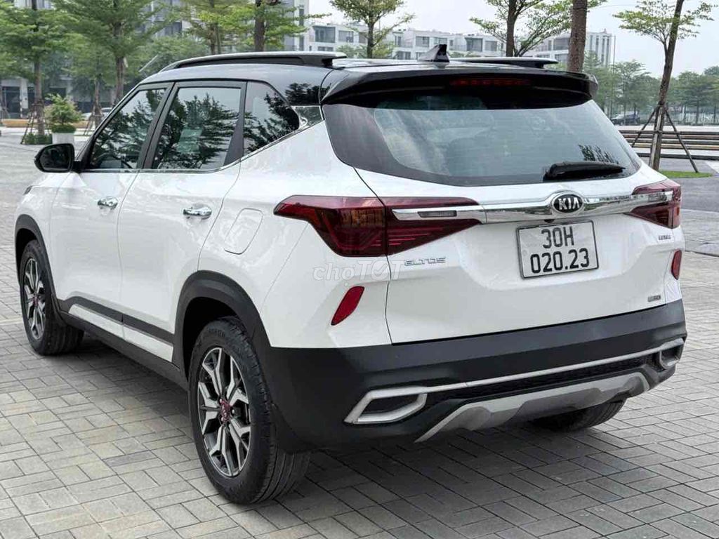 Kia Seltos 2021 Luxury 1.4 - 79000 км