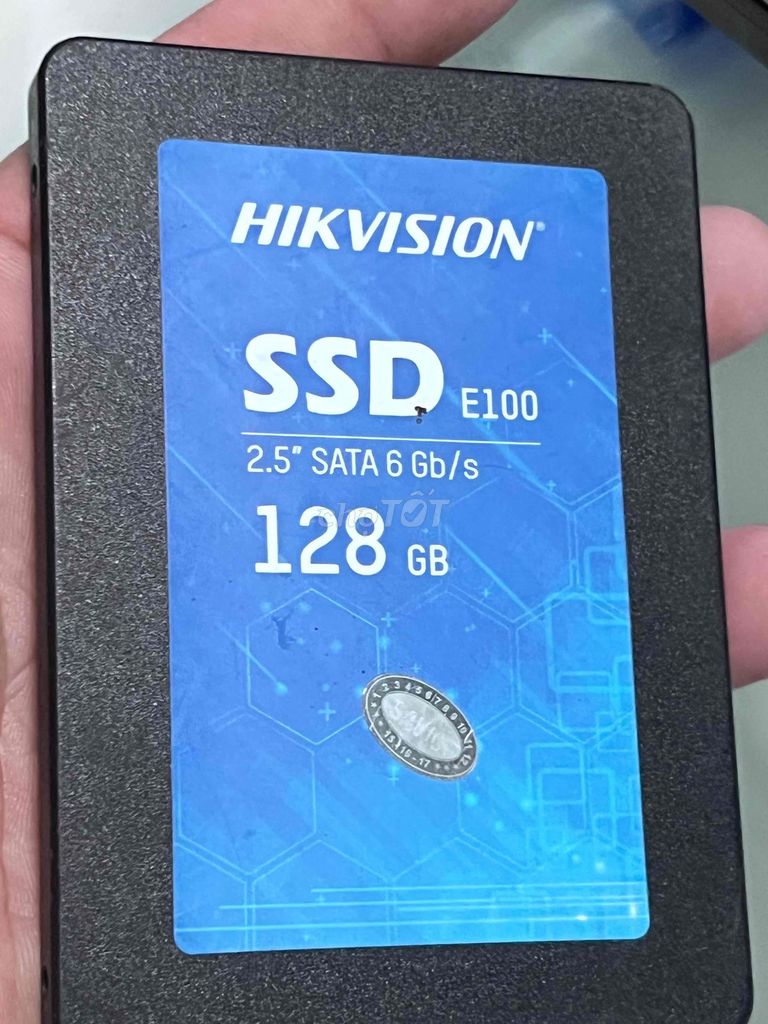 Ổ cứng SSD Hikvision E100 128GB. Mua bán Linh kiện (RAM, Card...) tại Huyện Long Thành Đồng Nai được đăng bởi Vô Thường hình 1