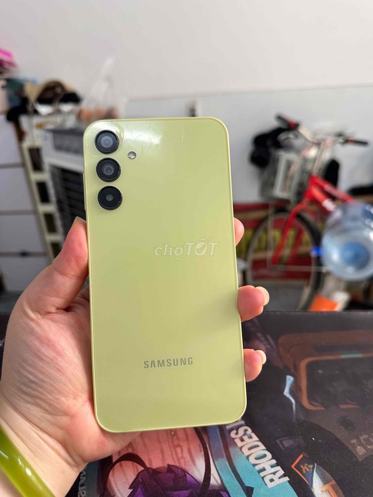 Samsung Galaxy A15 128GB Vàng. Mua bán Điện thoại tại Quận Hoàng Mai Hà Nội được đăng bởi Phương Mai hình 1