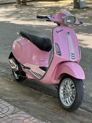 Vespa Sprint hồng cu te. Mua bán Xe máy tại Thành phố Vũng Tàu Bà Rịa - Vũng Tàu được đăng bởi Xe Máy Phạm Tuấn