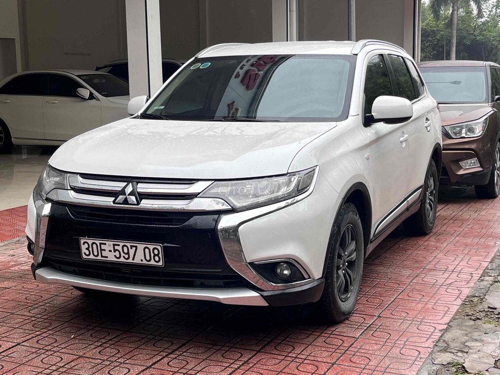 Mitsubshi Outlander 2.0 STD sx 2016. Mua bán Ô tô tại Quận Nam Từ Liêm Hà Nội được đăng bởi Tiến Sỹ Auto hình 2