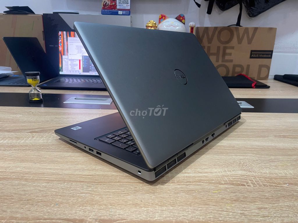 Dell Precision 17 Inch 7750 i7 10875H 16CPU QUADRO