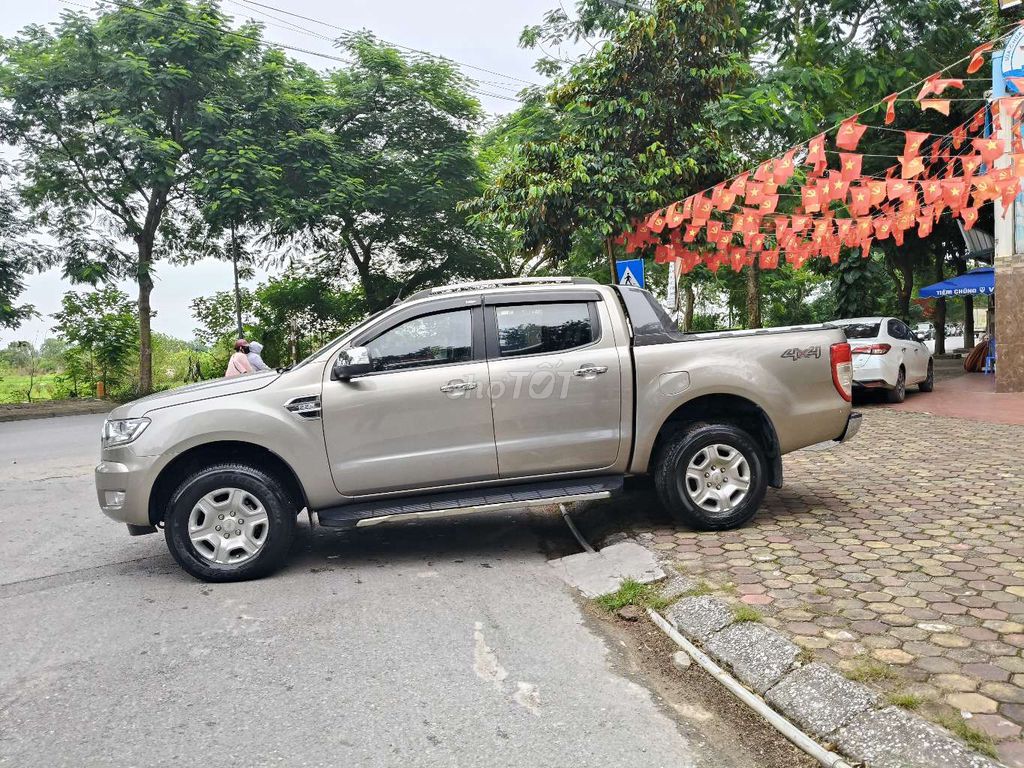 Ford Ranger 2016 XLT 2.2L 4x4 MT - 95000 km. Mua bán Ô tô tại Huyện Thanh Trì Hà Nội được đăng bởi Chuyên mua bán xe Bán Tải Lướt  hình 3