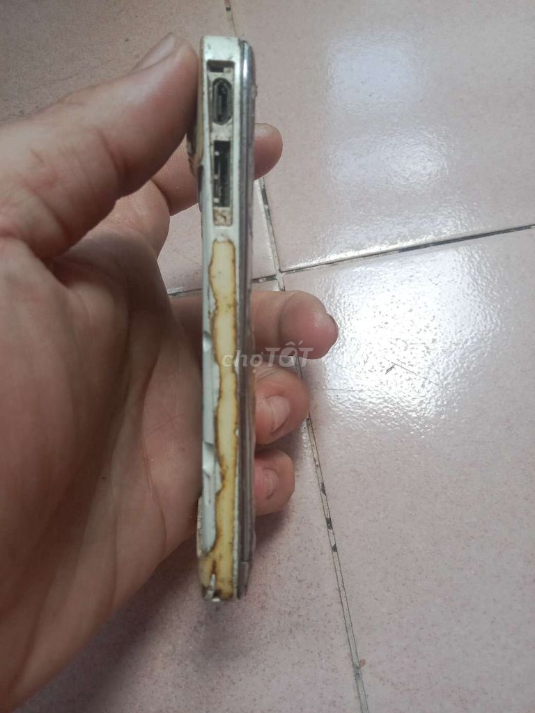 Điện thoại E72 ( đồ cổ ). Mua bán Điện thoại tại Quận 8 Tp Hồ Chí Minh được đăng bởi nguyễn văn pháp hình 3