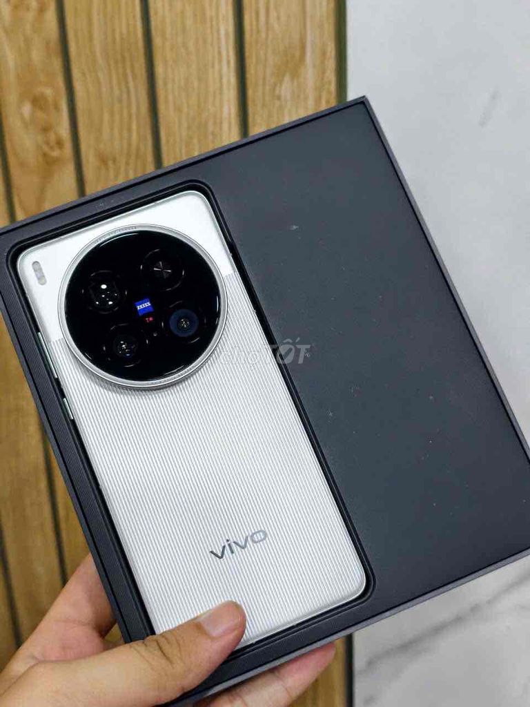 VIVO X200 Ultra Trắng NĐ 16/512Gb mới active. Mua bán Điện thoại tại Thành phố Dĩ An Bình Dương được đăng bởi Khôi Ghiền Phone  hình 1