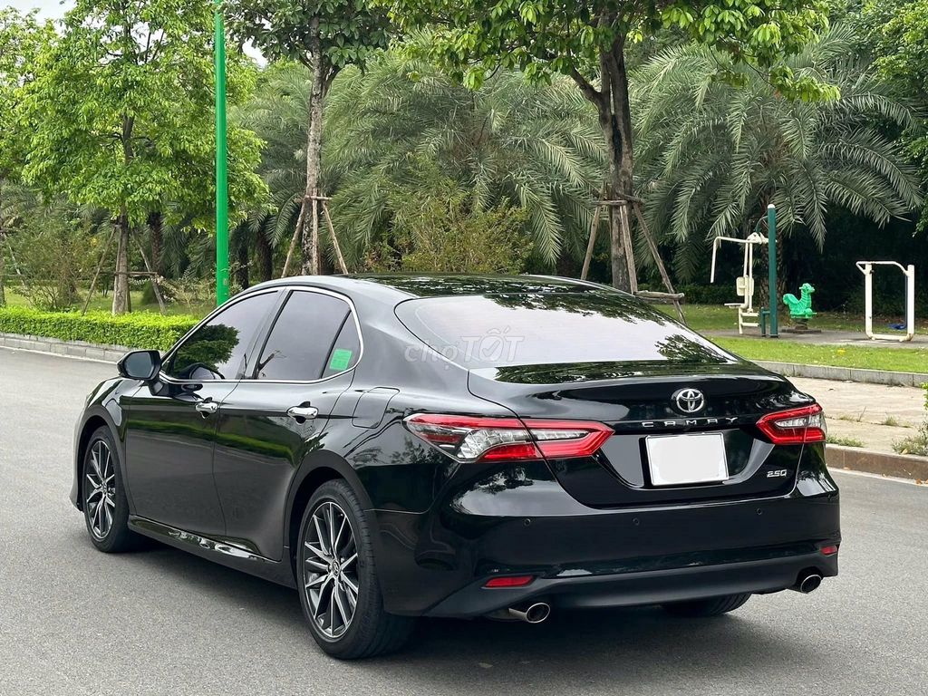 Toyota Camry 2022 2.5Q - 38,000 KM siêu đẹp.. Mua bán Ô tô tại Thành phố Thủ Đức Tp Hồ Chí Minh được đăng bởi Đức Tứ Bánh hình 7