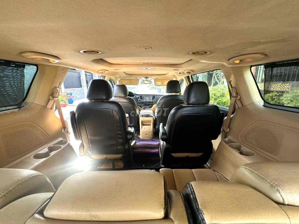 Kia Sedona 2018 2.2L DATH máy dầu. Mua bán Ô tô tại Huyện Củ Chi Tp Hồ Chí Minh được đăng bởi anh Hiep hình 7