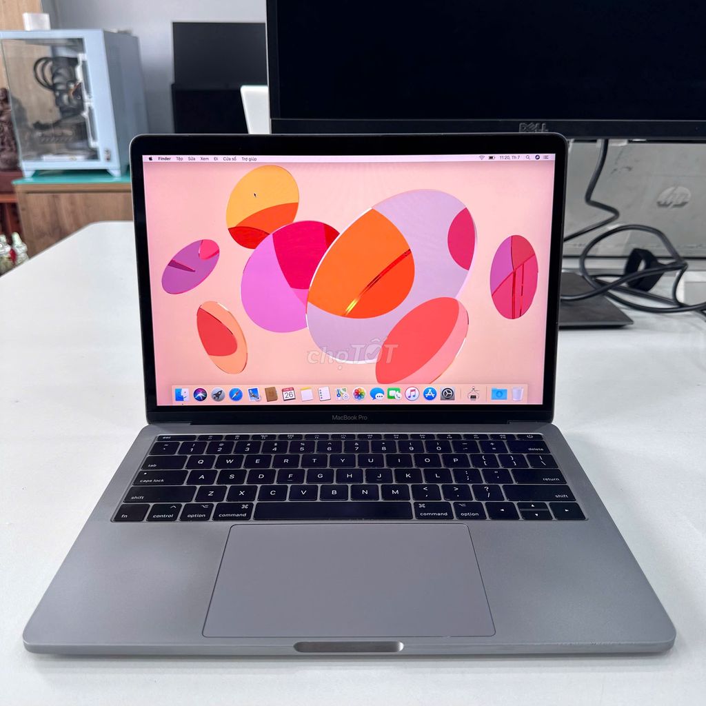 Thanh lý Macbook Pro 2017 16G/256G giá rẻ