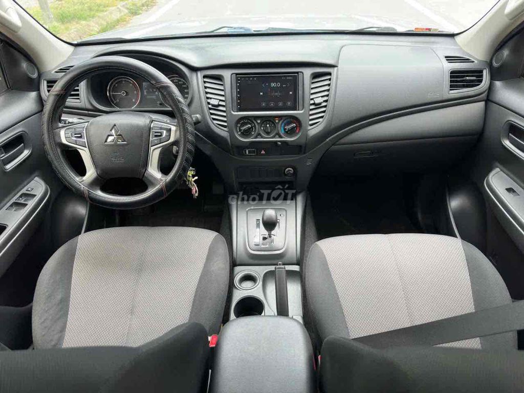 Mitsubishi Triton 2021 Một cầu Bạc. Mua bán Ô tô tại Quận Hà Đông Hà Nội được đăng bởi Hiệp Xoăn Hà Đông hình 13