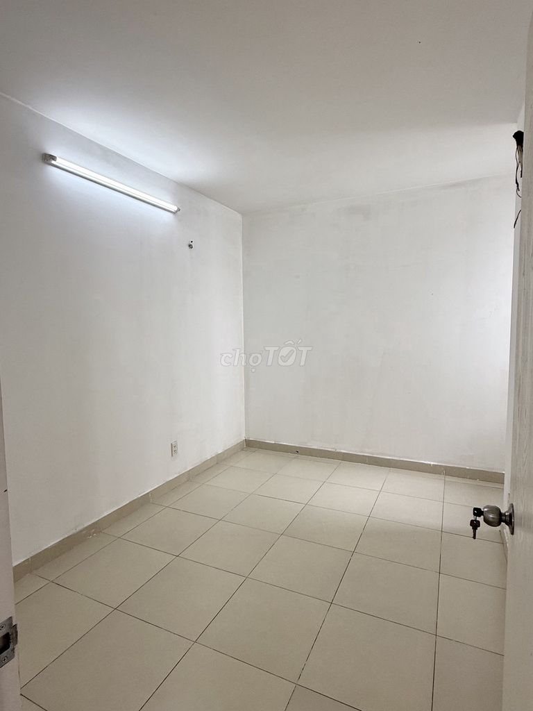 Квартира в аренду 3BR, 2NVS, 100 м², 15-й этаж, Нгуен Ван Линь, Бинь Чань