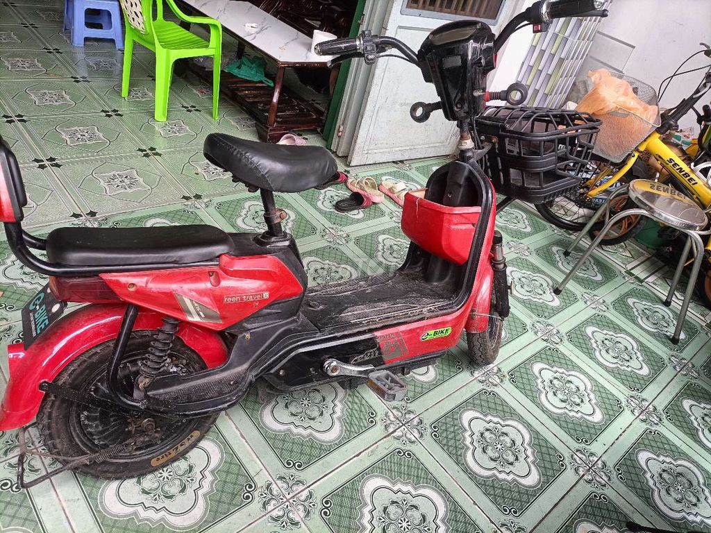 Xe đạp điện G-Bike Green Travel màu đỏ. Mua bán Xe điện tại Huyện Châu Phú An Giang được đăng bởi Phuc Nguyen hình 2