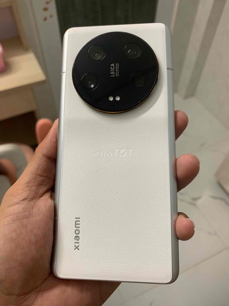 Xiaomi 13 Ultra 12GB/256GB Trắng. Mua bán Điện thoại tại Thành phố Phan Thiết Bình Thuận được đăng bởi Hoà Nguyễn Land hình 1