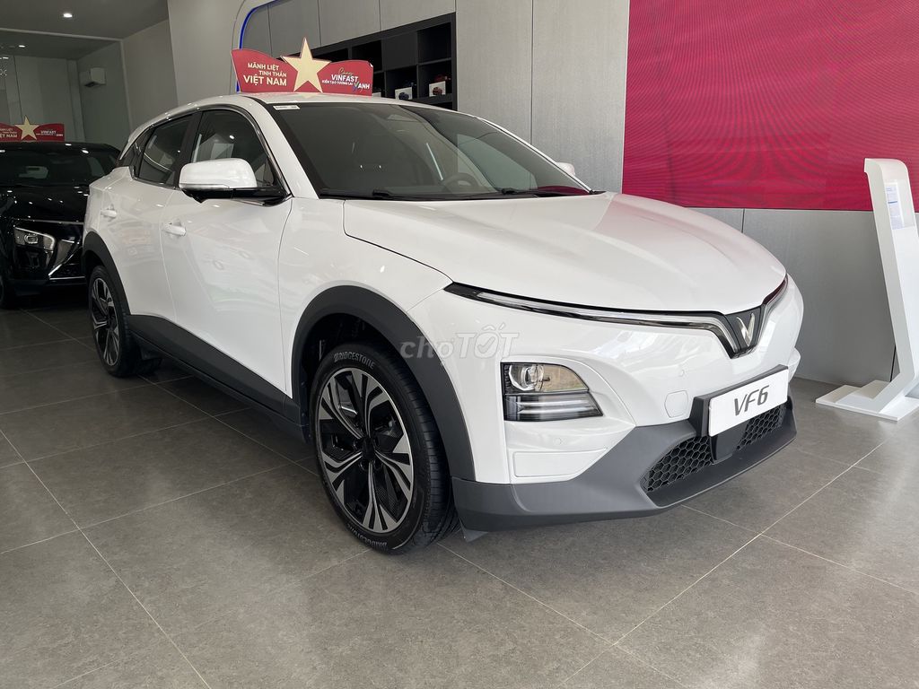 VinFast VF3 VF5 VF6 VF7 VF8 VF9 New 100% Đủ Màu. Mua bán Ô tô tại Thành phố Thanh Hóa Thanh Hóa được đăng bởi Đạt Nguyễn VinFast hình 3