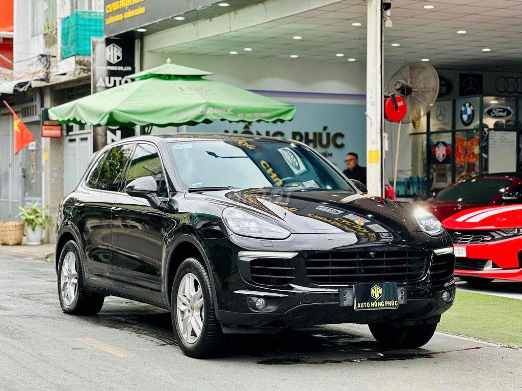 Porsche Cayenne S Model 2016