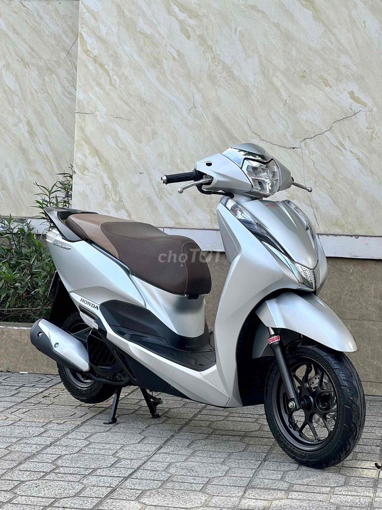 honda lead 125cc  bstp máy móc nguyên zin 9chủ. Mua bán Xe máy tại Quận 12 Tp Hồ Chí Minh được đăng bởi CHXM Phương Nam Chuyên Bán Xe Trả Góp Bao Nợ Xấu hình 2