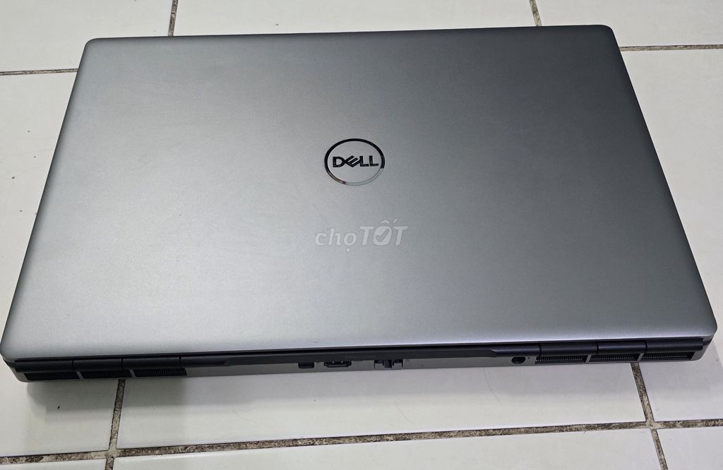 Dell Pre 7750 CH khủng, Card 8gb màn same 2k. Mua bán Laptop tại Quận 7 Tp Hồ Chí Minh được đăng bởi Nguyen Son hình 1