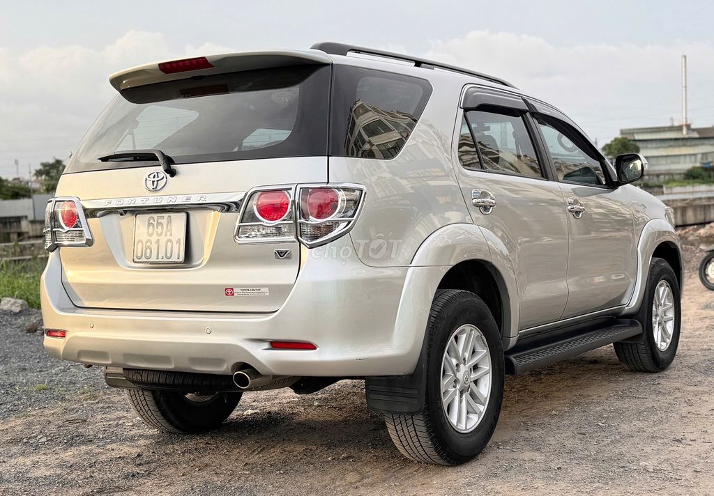 Fortuner xăng tự động 2013 mới 56.000km  siêu đẹp. Mua bán Ô tô tại Quận Gò Vấp Tp Hồ Chí Minh được đăng bởi Phan Trung Quân hình 8