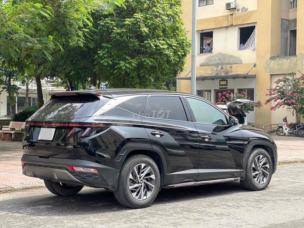 Hyundai Tucson 2.0 dầu đặc biệt sx 2022 màu đen. Mua bán Ô tô tại Quận Cầu Giấy Hà Nội được đăng bởi Cao Quý hình 4