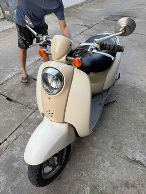 Honda Scoopy 50cc màu Kem. Mua bán Xe máy tại Thành phố Quảng Ngãi Quảng Ngãi được đăng bởi Hien