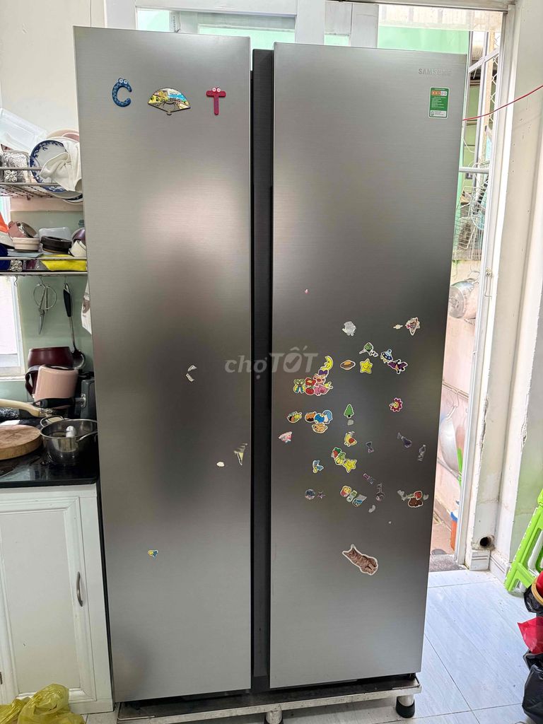 thanh lý tủ lạnh 2 cửa samsung hoạt động tốt,
