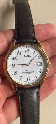 Đồng hồ Alba của Seiko dây da