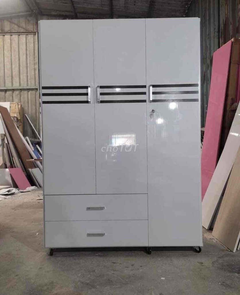 Tủ quần áo Nhựa Đài Loan Trắng 1m25x1m8. Mua bán Tủ, kệ gia đình tại Thành phố Thủ Đức Tp Hồ Chí Minh được đăng bởi Hong Le hình 1