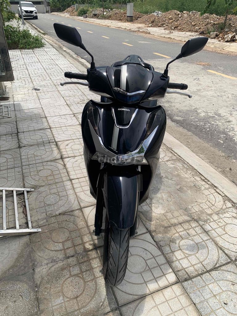 Chính chủ cần bán SH150 CBS đklđ 2021. Mua bán Xe máy tại Huyện Thuỷ Nguyên Hải Phòng được đăng bởi hieu nguyenminh hình 2