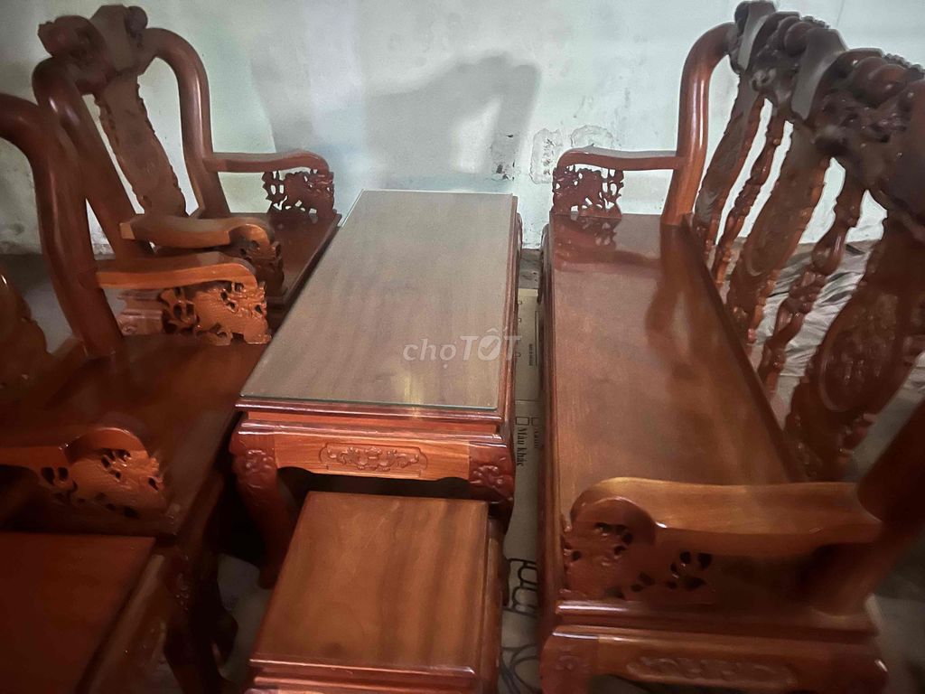 thanh lý bộ salon tay nghê cột 10 gỗ tự nhiên xịn