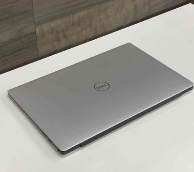 Laptop Dell 9305 Gen 11 may it sài mới 95%. Mua bán Laptop tại Quận 10 Tp Hồ Chí Minh được đăng bởi Trần Trung Hiếu