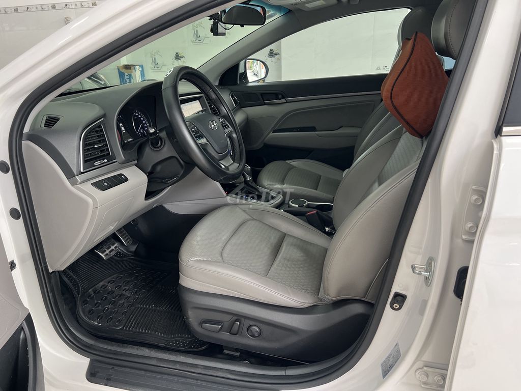 Hyundai Elantra 2017 2.0 AT - 85000 km. Mua bán Ô tô tại Thành phố Bảo Lộc Lâm Đồng được đăng bởi Trung tâm mua bán ÔTÔ  XE MÁY Ngọc Ánh hình 9