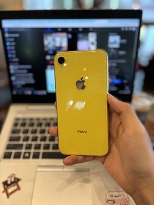 Iphone XR quốc tế bản 64g - màu vàng