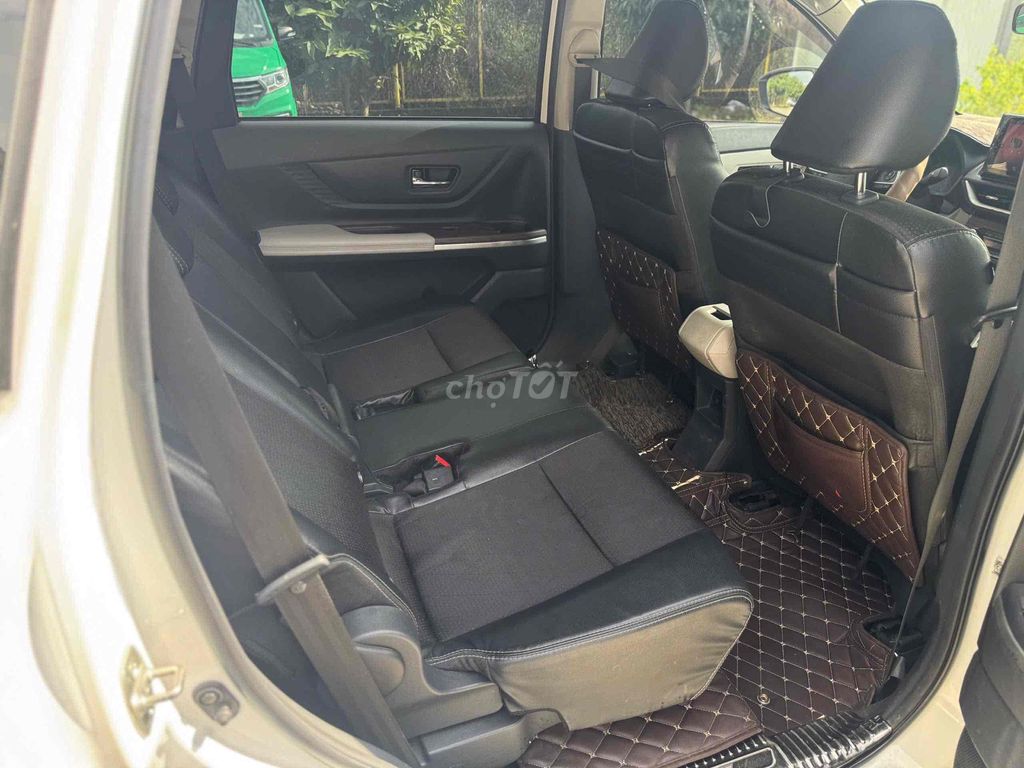 Toyota Veloz Cross 2022 CVT Top - 518Tr. Mua bán Ô tô tại Quận Ninh Kiều Cần Thơ được đăng bởi Chuyên Mua Bán Ô Tô Qua Sử Dụng Carpla Cần Thơ hình 15