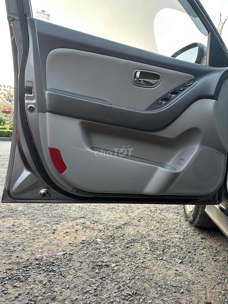 Hyundai Avante Sedan Số sàn Xám. Mua bán Ô tô tại Thành phố Bến Tre Bến Tre được đăng bởi Phương Bến Tre hình 11