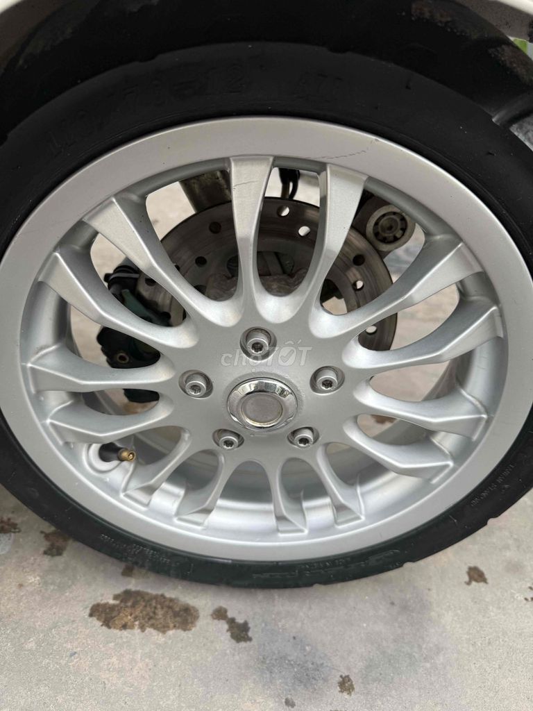 2015 đèn vuon xe đep may zin êm xe đúng chủ. Mua bán Xe máy tại Quận Ninh Kiều Cần Thơ được đăng bởi CHXM Thanh Hồng hẻm 233 hình 6