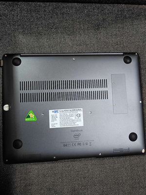 Laptop CHUWI mua ở tgdd, ít sử dụng, mỏng nhẹ