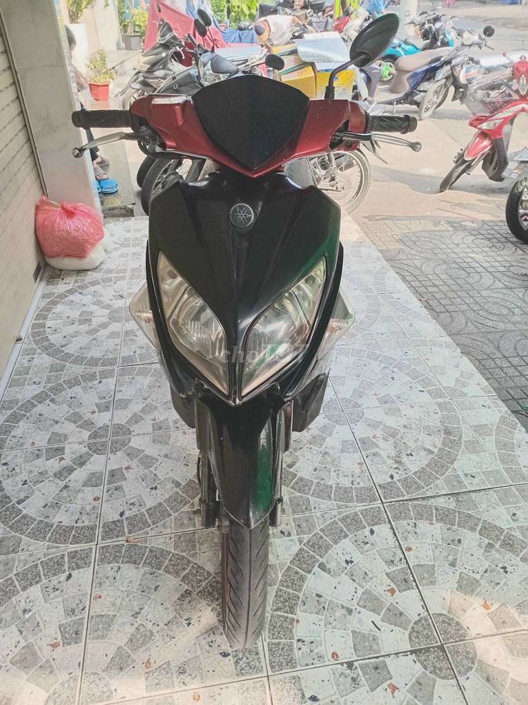 Yamaha Nouvo 4 Đỏ đen. Mua bán Xe máy tại Quận 7 Tp Hồ Chí Minh được đăng bởi Lê Xuân Thứ hình 2