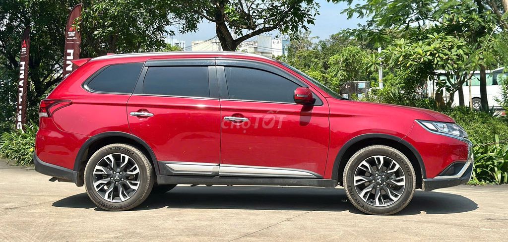 Mitsubishi Outlander Đỏ 42835 km. Mua bán Ô tô tại Quận Bình Tân Tp Hồ Chí Minh được đăng bởi Minh Trí  hình 9