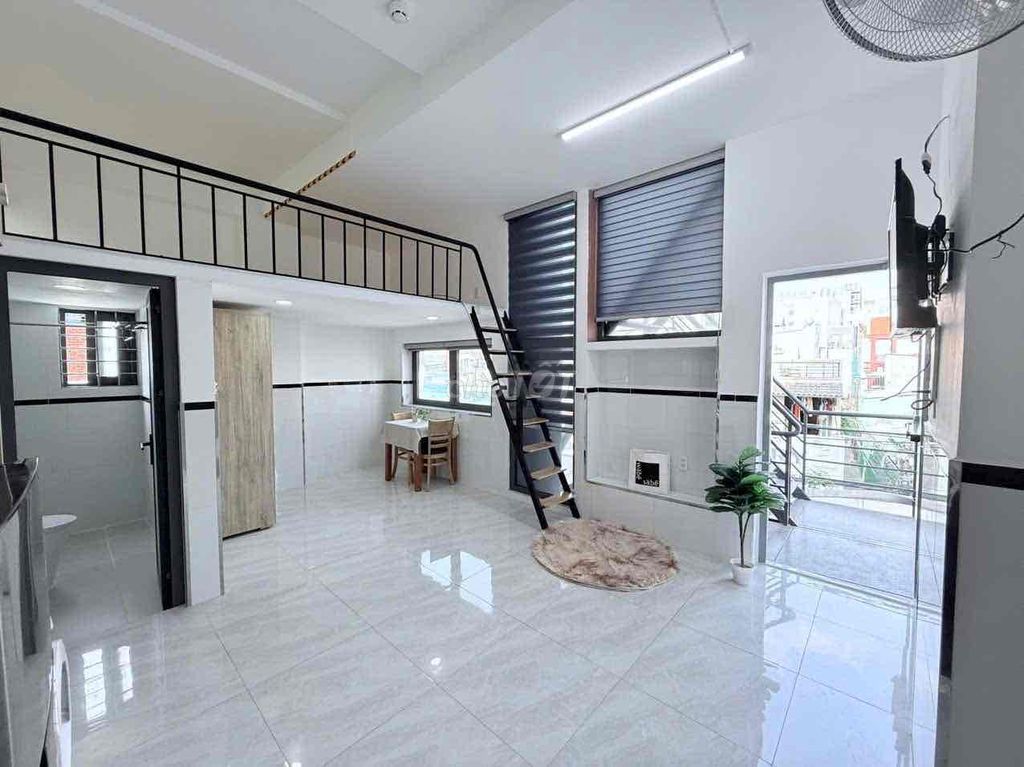 PHÒNG CỬA SỔ TRỜI RỘNG RÃI NGAY SÁT RẠT ĐẦM SEN🏡