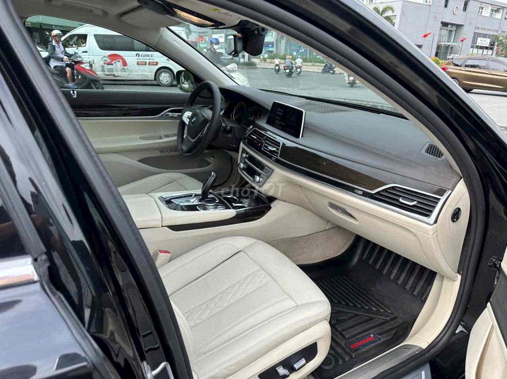 BMW 730Li 2016 Đen/Kem 65.000 km. Mua bán Ô tô tại Quận 7 Tp Hồ Chí Minh được đăng bởi auto thanh tâm  hình 8