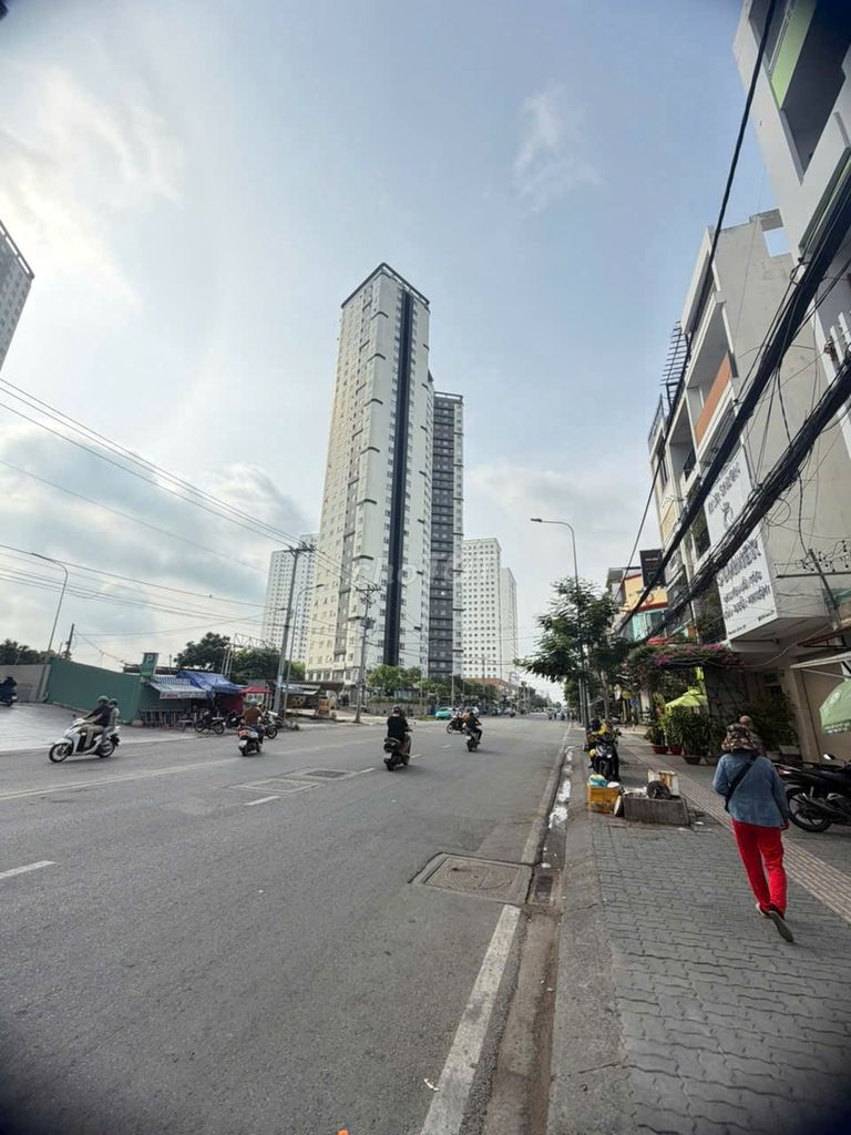 Аренда · 7 комн. · 160 м² · Quận 8, ул. Đường Cao Lỗ