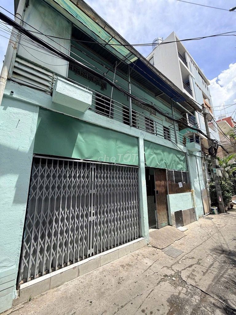 Góc, Hẻm xe hơi Nhật Tảo,ngang 9,79m, gần mặt tiền,chợ,chung cư