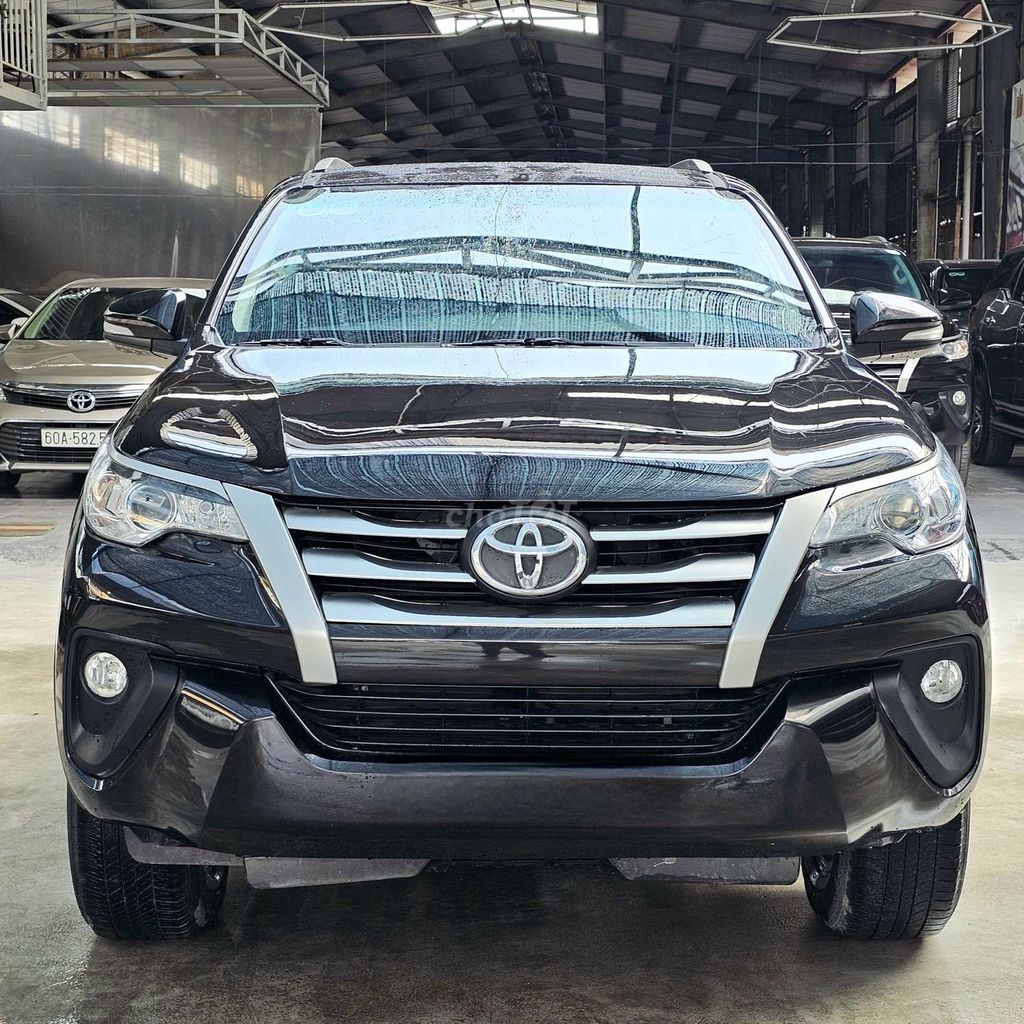 Toyota Fortuner sàn dầu model 2017 nhập Indonesia