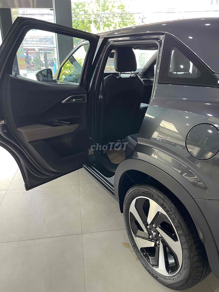 Mitsubishi Xforce 2025 GLX. Mua bán Ô tô tại Quận Hải Châu Đà Nẵng được đăng bởi Cong Son Nguyen hình 9