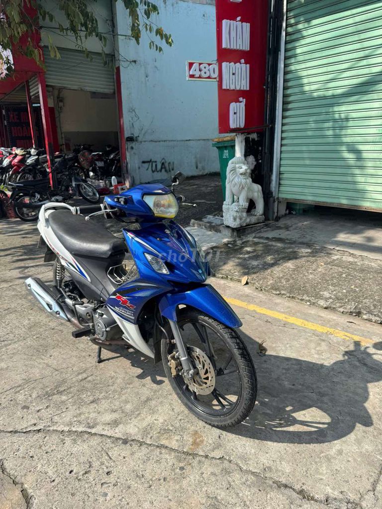 Suzuki Axelo Xanh Xe số