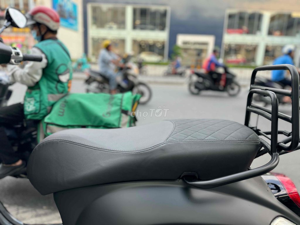 VESSPA ABS/iget - model MỚIbản NOTTE 🖤🖤. Mua bán Xe máy tại Quận Phú Nhuận Tp Hồ Chí Minh được đăng bởi vespa cũ PiAGIO Cao Cấp TUẤN CƯƠNG SAIGON  hình 6