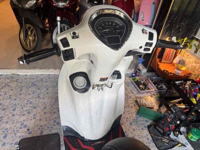 Yamaha Nozza Grande Trắng