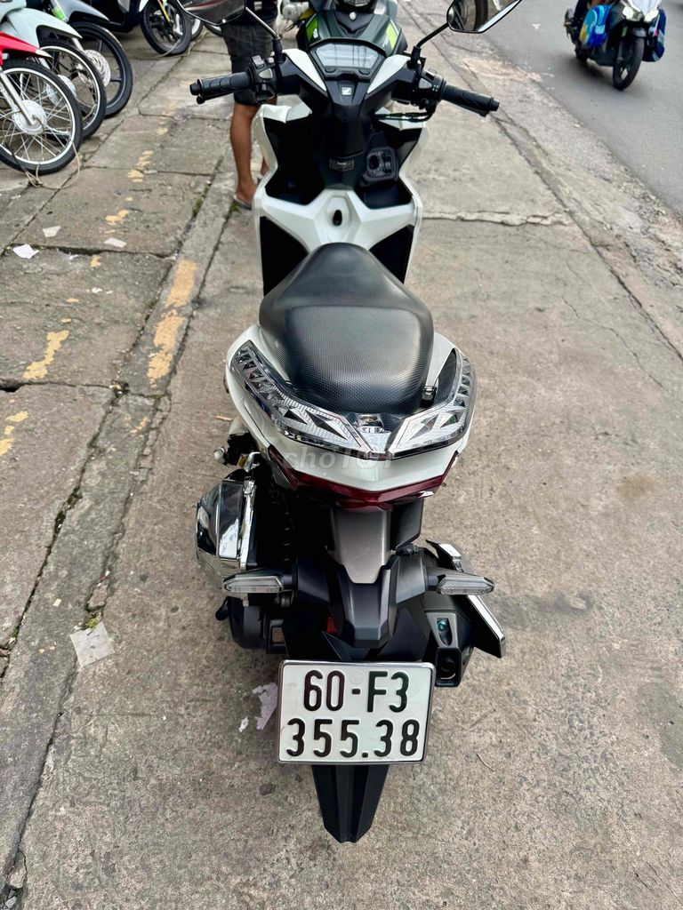 🔴🔴 Vario 150 trắng đen đký cuối 2019 rất đẹp có gó. Mua bán Xe máy tại Thành phố Biên Hòa Đồng Nai được đăng bởi XE MÁY CŨ THÀNH MỸ  hình 5