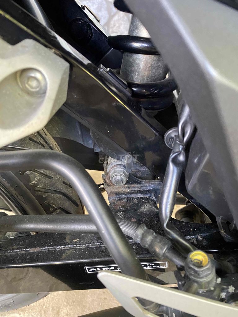 xe Sonic 2018 chính chủ xe zin toàn bộ. Mua bán Xe máy tại Huyện Chợ Lách Bến Tre được đăng bởi Cây Kiểng Phong Thuỷ hình 4