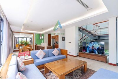 Rent · 3 bd · 700 м² · Quận Ngũ Hành Sơn, ул. Đường Trường Sa